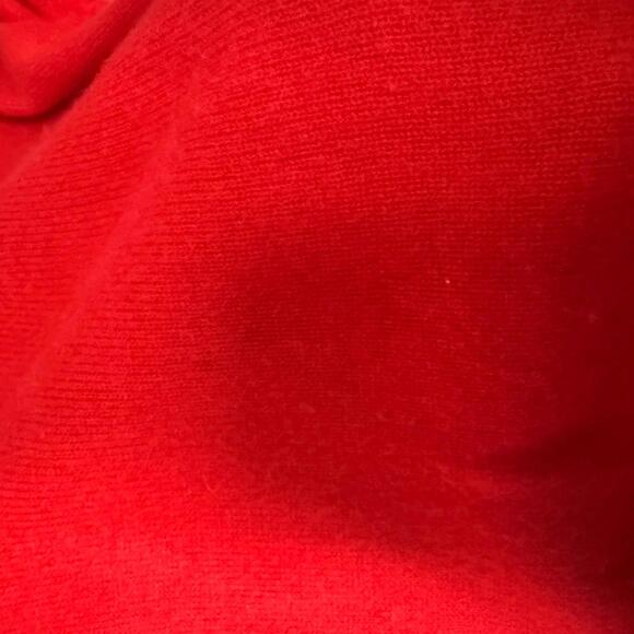 Tahari Women's Size XS Pure Luxe 100% Cashmere Sweater Red Luxury Classic - Picture 10 of 10